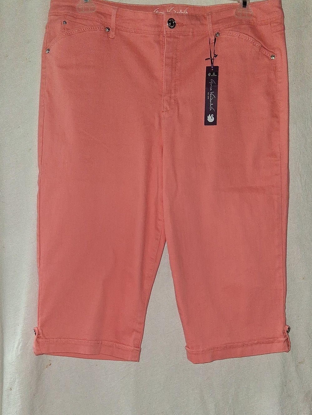 Gloria Vanderbilt Coral Cropped Jeans